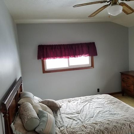 פונד דו לאק Cozy Cottage On Lake Winnebago מראה חיצוני תמונה